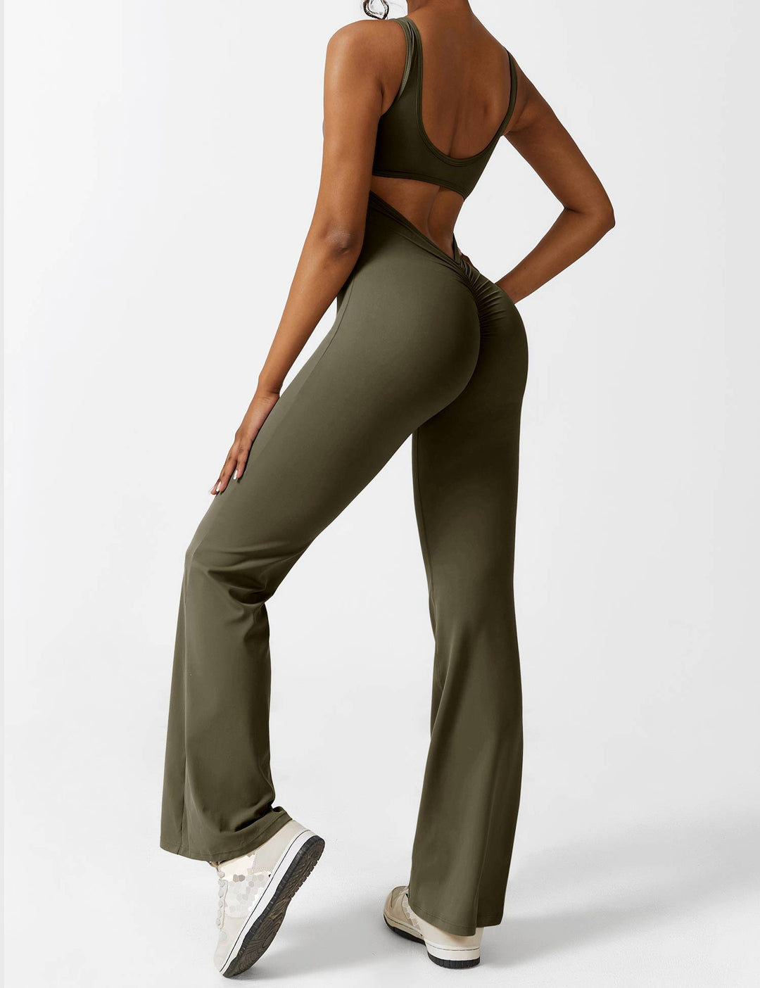 V-Rücken Auslaufender Jumpsuit
