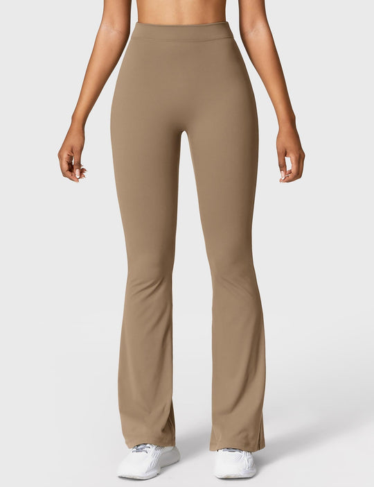 Ausgestellte Leggings mit V-Ausschnitt - Arvani